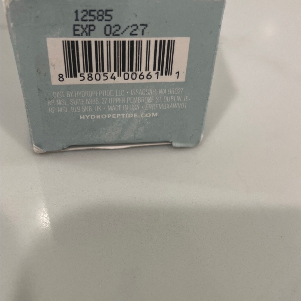 HydroPeptide Calming Mask in Soft Blue - Picture 7 of 10